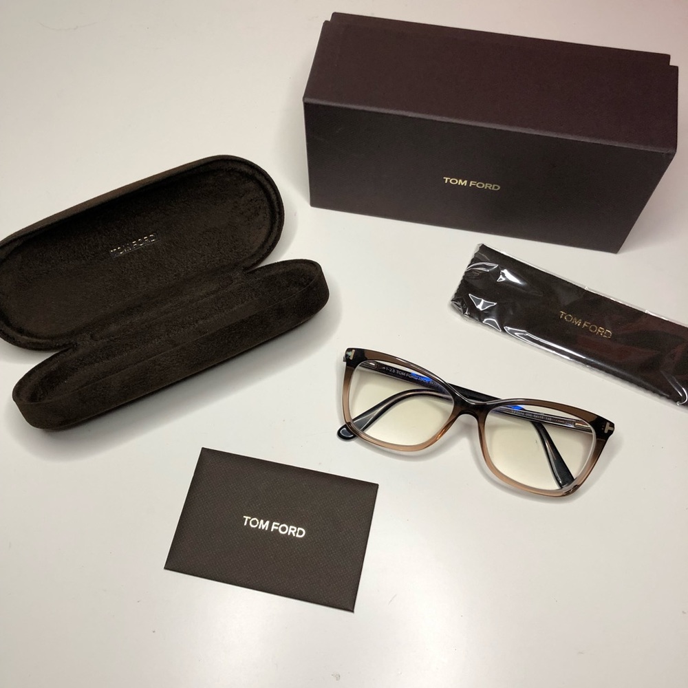 Authentic Tom Ford “thin butterfly” Frame